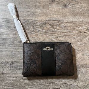 NWOT Wristlet Coach Brown Leather